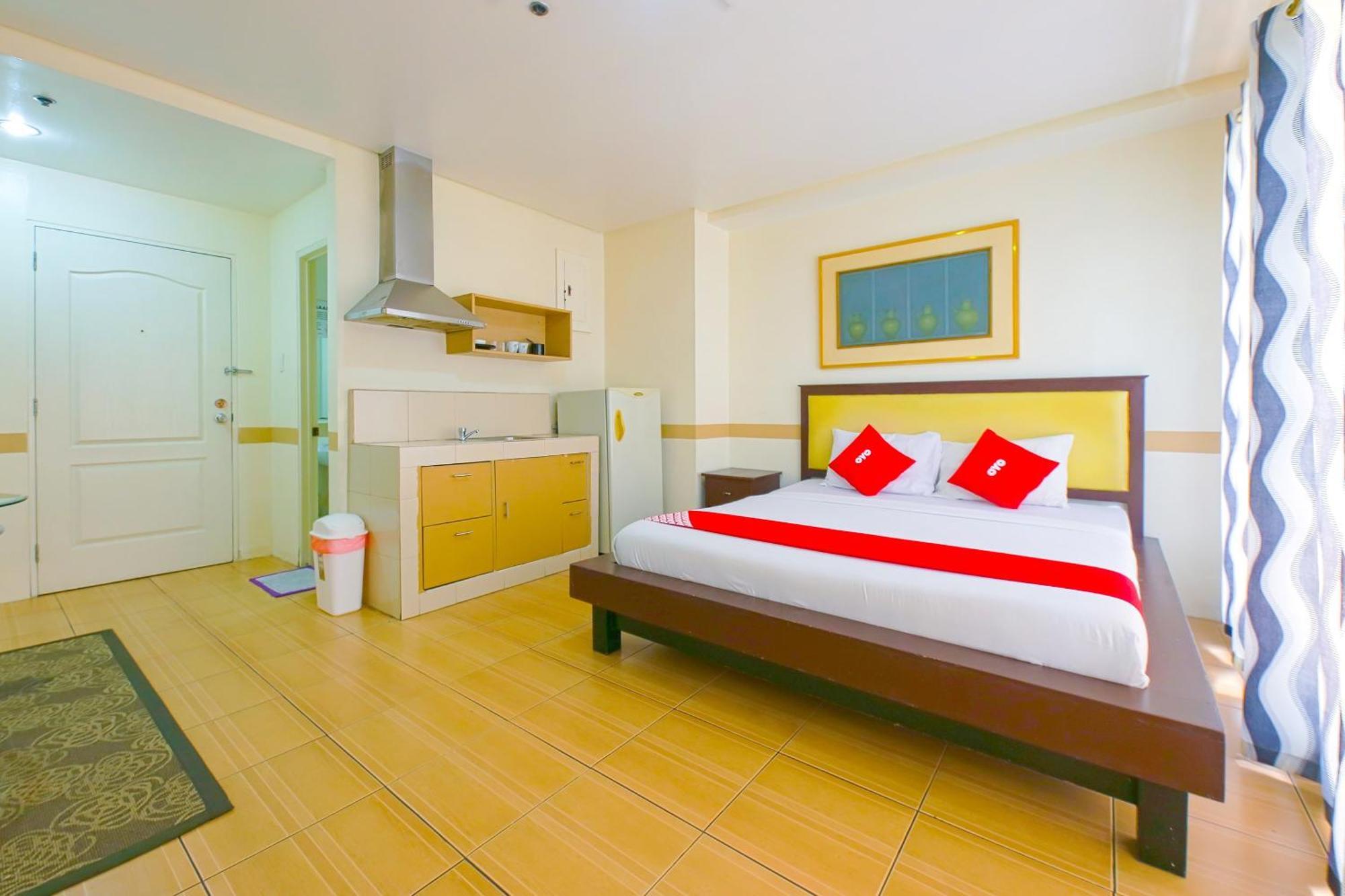 Oyo 769 Poblacion Suites Polaris Makati City Exteriör bild