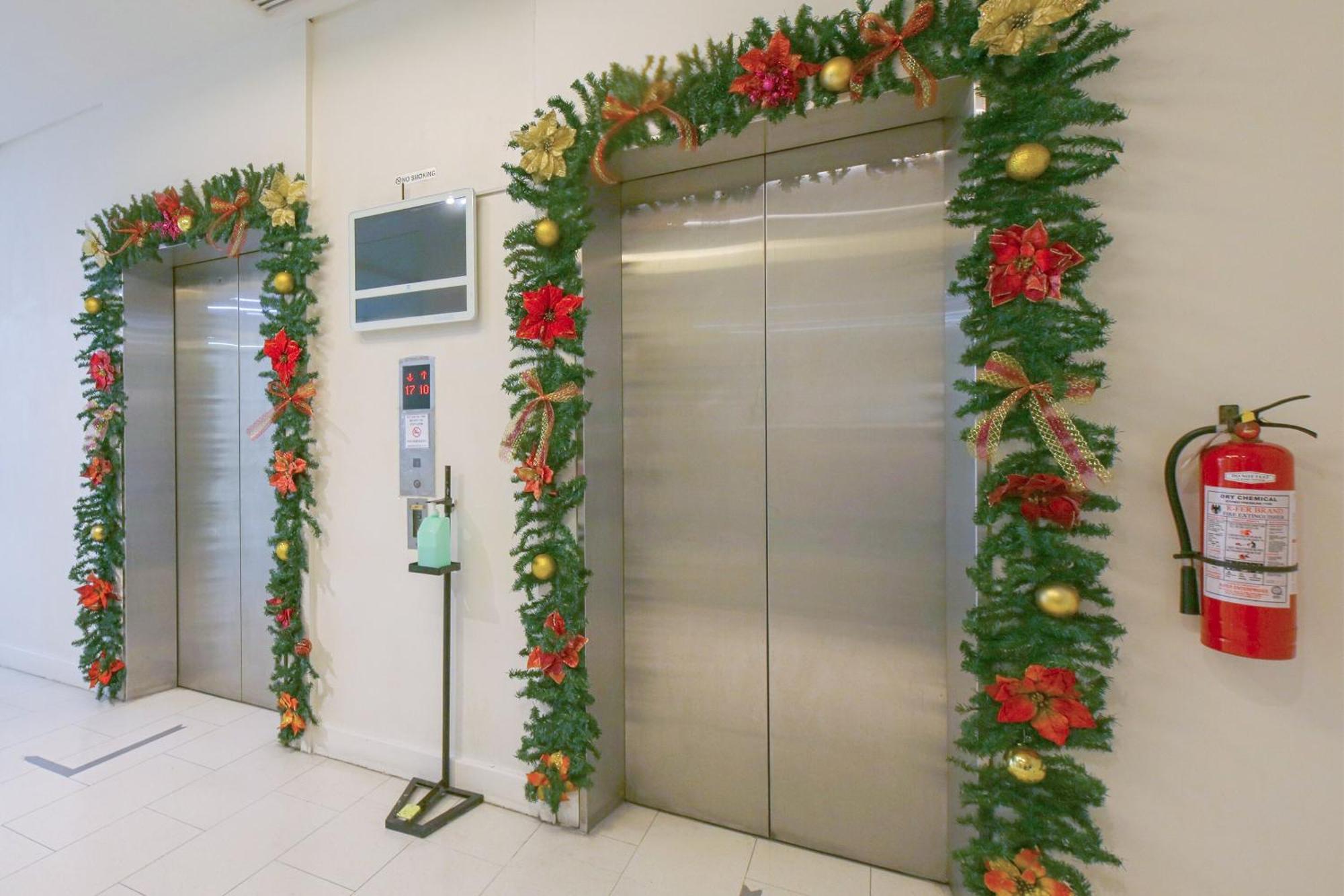 Oyo 769 Poblacion Suites Polaris Makati City Exteriör bild